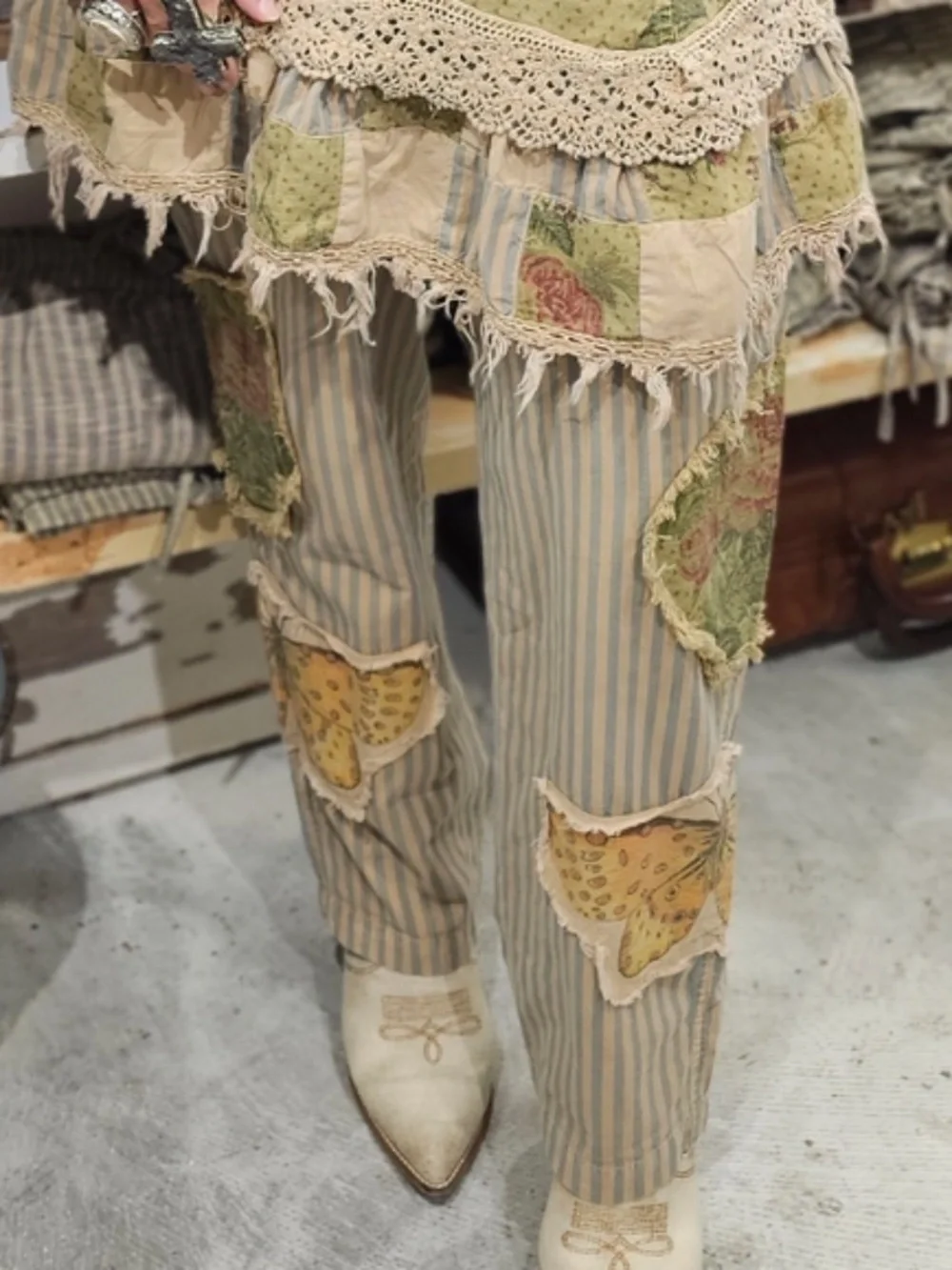 🎉 A RARE BIRD “ MANKATO “ A RARE BIRD HAND MADE BUTTERFLY PANT 64A